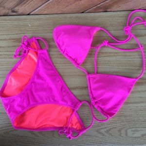 Victoria’s Secret hot pink bikini